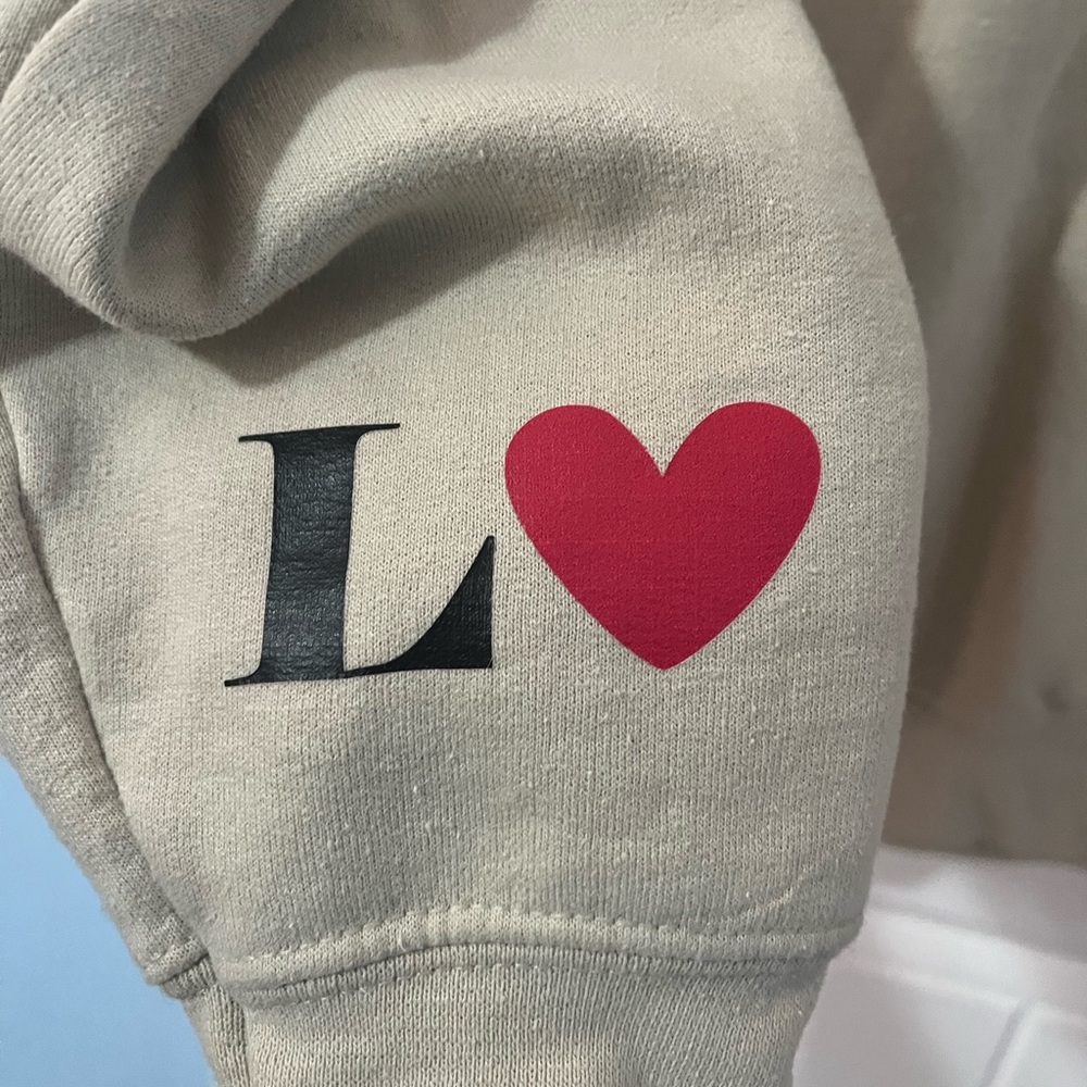 Never worn L initial crew